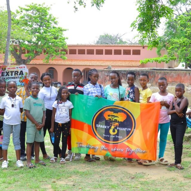 Bunyoro Region School Educational Tour (2 Nights / 3 Days)